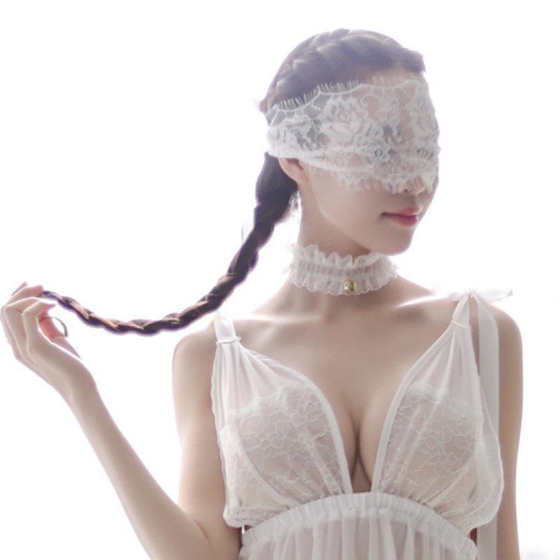 Revealing the Seduction of the Night: How a lace eye Mask ignites Romance